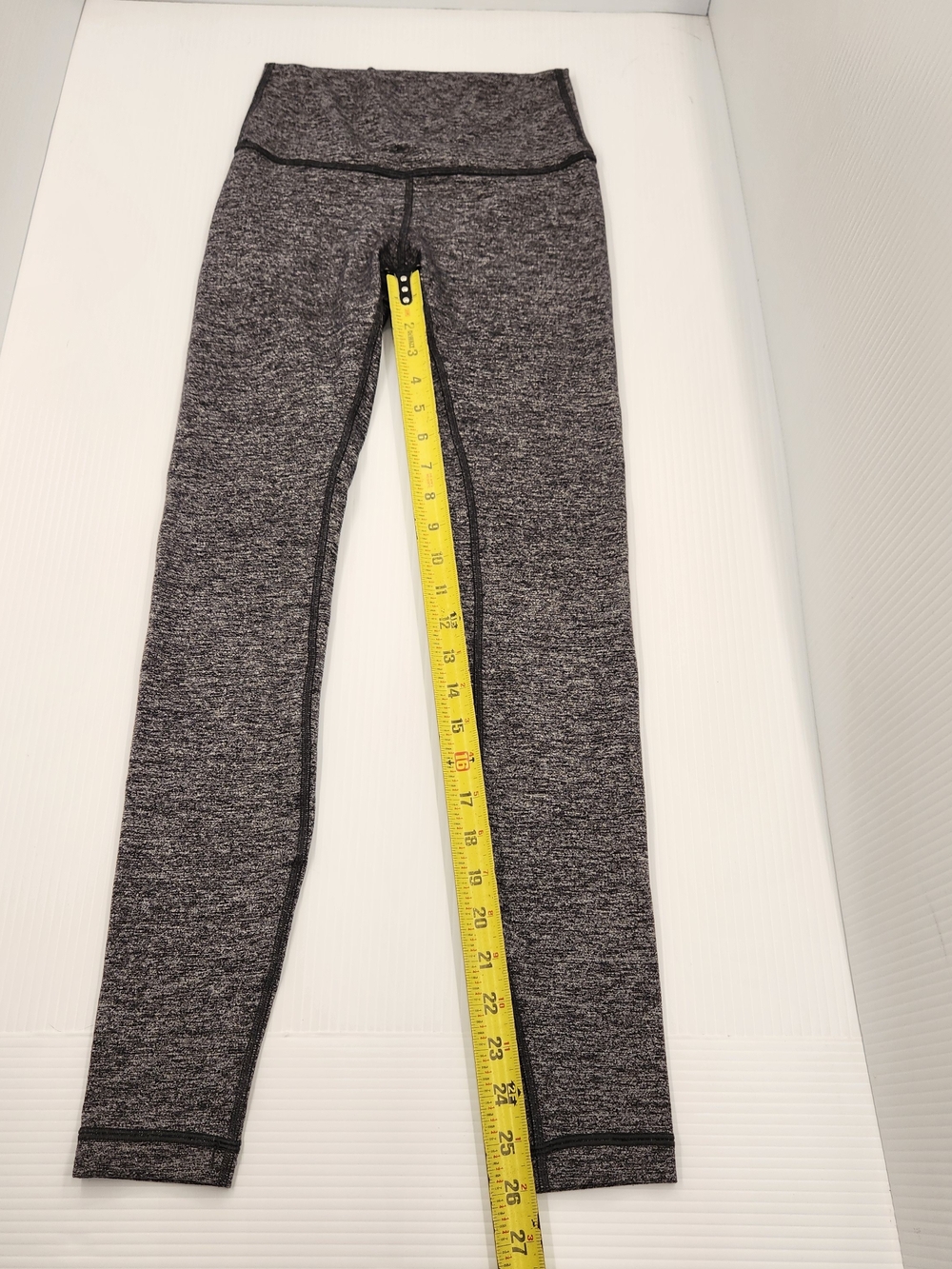 lululemon athletica Grey Heather High-Rise Leggings - Picture 4 of 9